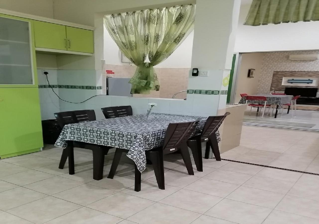 Bukit Baru Homestay Malacca Ngoại thất bức ảnh